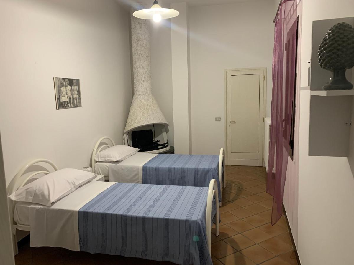Domenica Rooms Лече Екстериор снимка